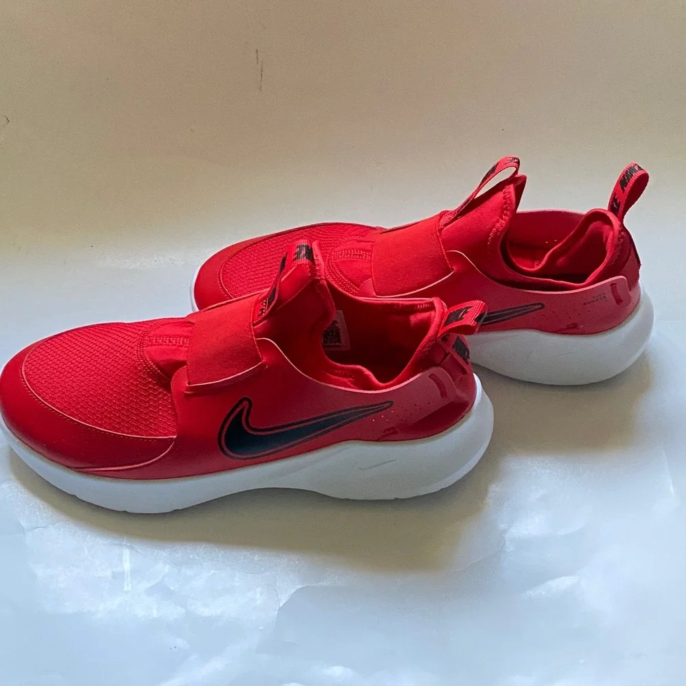 NIKE FLEX RUNNER 3 (GS) Red /White, Kids Running Shoes Size 7Y FN1294-600 NWOB